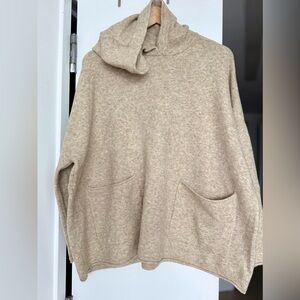 Zara Cozy Hooded Sweater+ Pants Set